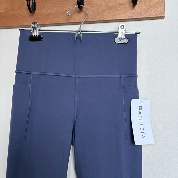 Athleta Salutation Stash Pocket II Capri Leggings NWT Blue Small Pockets - Picture 3 of 6